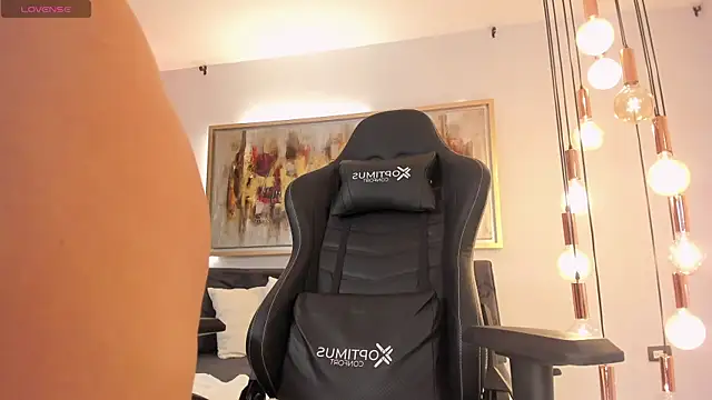 XXX chat uživo modela KylaMorrison