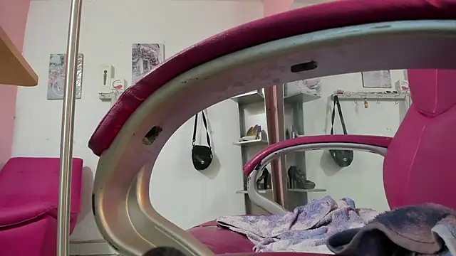 CAMILA--REYのライブXXXチャット