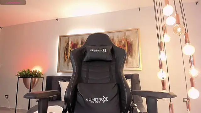 Chat +18 de KylaMorrison ao vivo