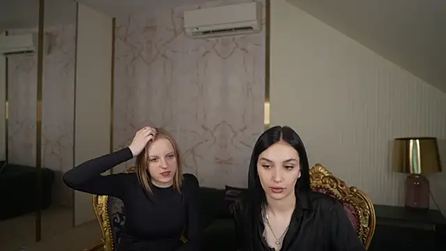 Mila_Rose054のライブXXXチャット