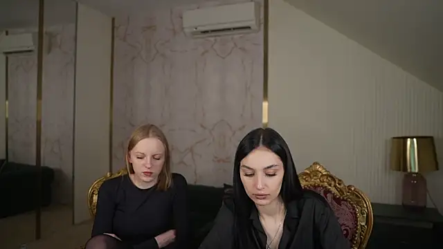 Chat XXX en directo de Mila_Rose054