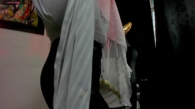 Show de webcam de kyra_jeet