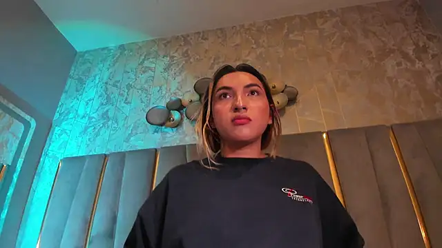 TomLondon_ webcam show