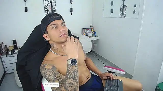 Leonard_Price webcam show