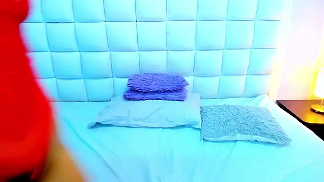 XXX chat uživo modela teresasroom_