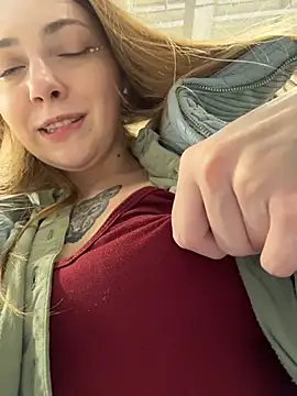 Sunny___Bunny Adlı Modelin Canlı XXX Sohbeti