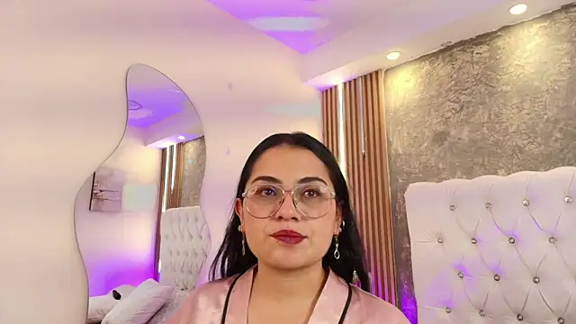 MelissaRhodes Adlı Modelin Canlı XXX Sohbeti