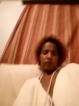 GOODHEARTEDWOMAN-911 Show in webcam