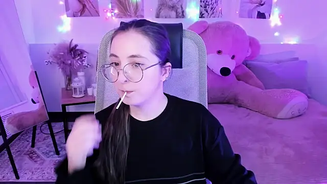 Chatroom XXX en direct de VirtuallVoyant