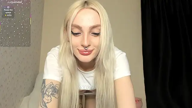 succubantra Adlı Modelin Canlı XXX Sohbeti