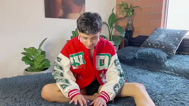 Pokazy przed kamerką – Andy_Belier23