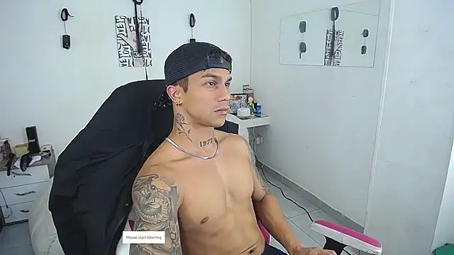 Leonard_Priceのウェブカメラショー