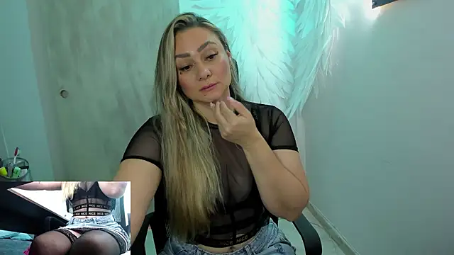 annie_vega17_ 现场XXX聊天