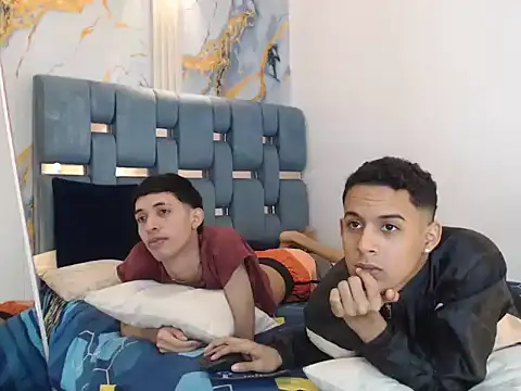 GOLD_BOYS Live XXX-chat