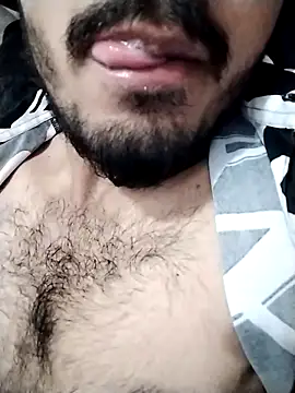 Show modela Hotyy_subhu na web-kameri