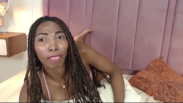 Chat +18 de SabrinaDevill ao vivo