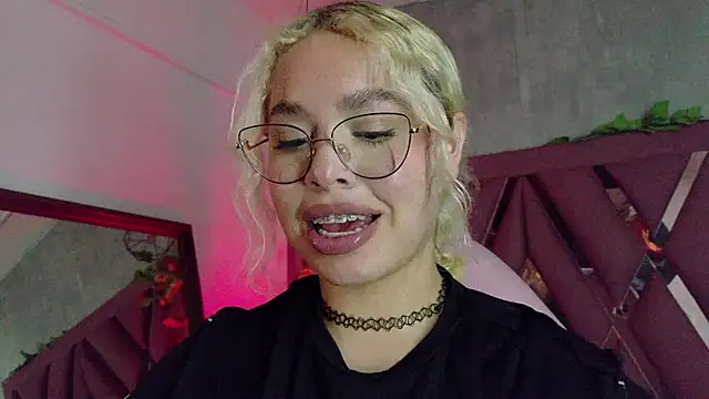 Haelycute Live XXX-Chat