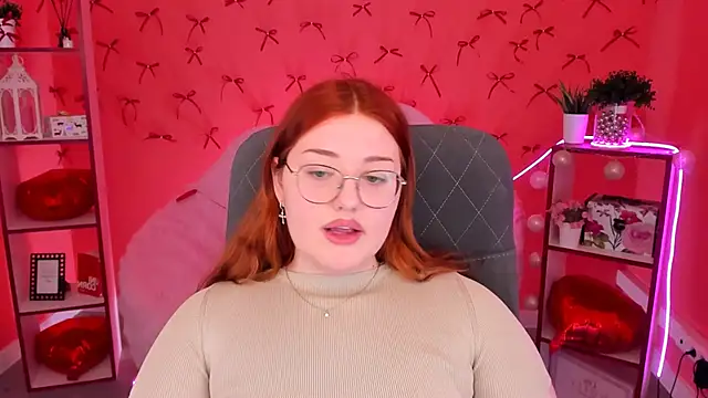 Chat +18 de StaceyJensen ao vivo