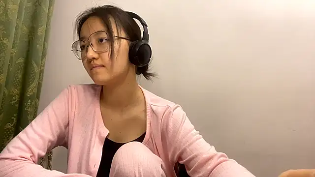 LinaClous Chat XXX in diretta