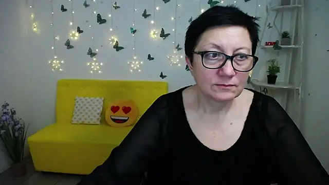 EmilyL0ve – Live XXX-chat