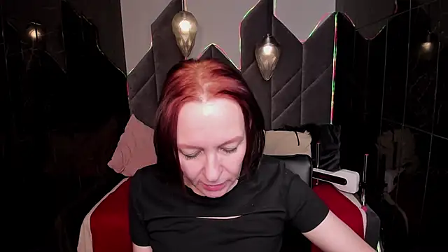 Chat +18 de NikaGentle ao vivo