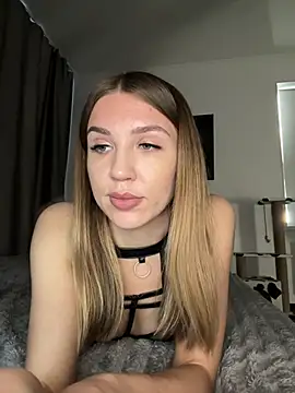 _Foxy_2's Live XXX Chat