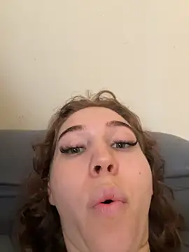 Aneruivinhaa 网络视讯表演