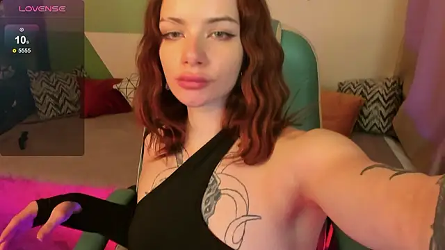 LaylaDiaries Adlı Modelin Canlı XXX Sohbeti