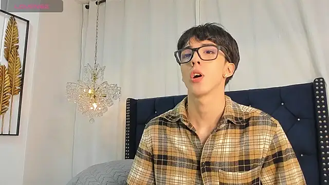 Chat XXX en directo de AerumChae