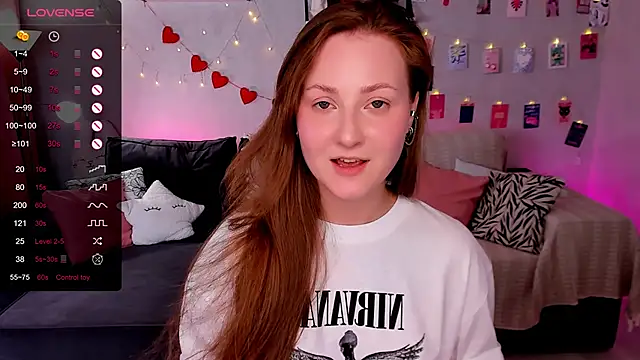 velvet_cherry_ Chat XXX in diretta