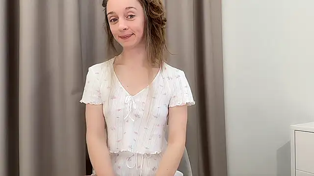 ShySchoolGirl 라이브 XXX 채팅