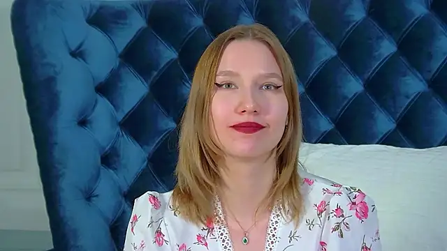 XXX chat uživo modela LiliLinn