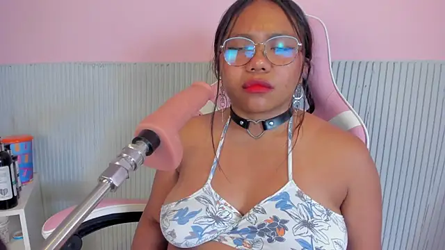 XXX chat uživo modela yeikafoxy