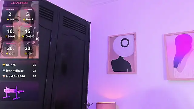 Chat XXX en directo de valentinna_montess