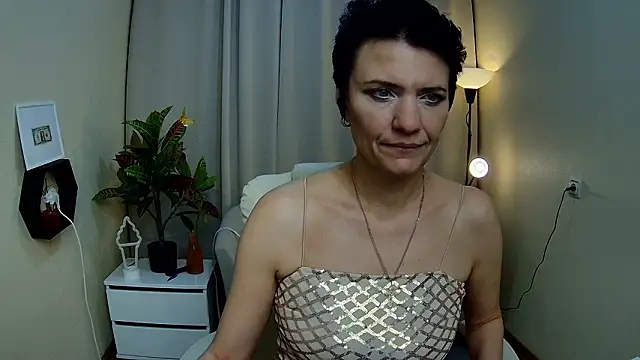 Czat XXX na żywo – AvaSaturnian