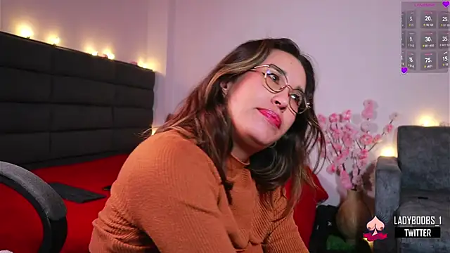 kathieandpovcock1 Live XXX Chat