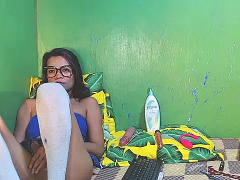 DirtyFistingBarbie Pertunjukan Webcam