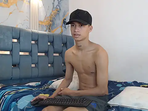 GOLD_BOYS Obrolan Langsung XXX