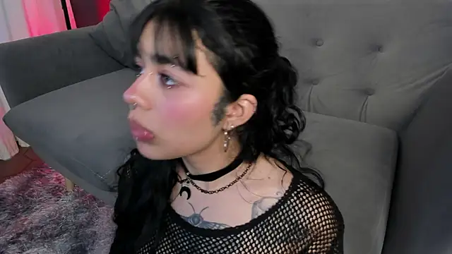 flower_smith_ élő XXX-chatje