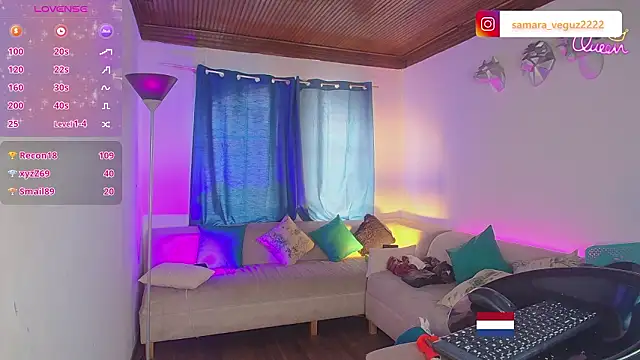 samara_veguz222 Show in webcam