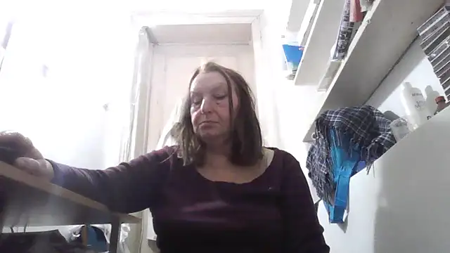 AnnaLive570 webcam show