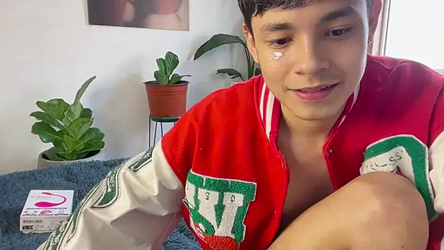 Andy_Belier23 网络视讯表演