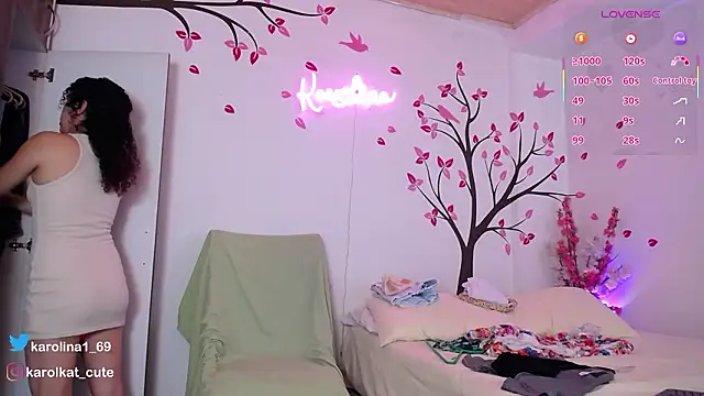 Karolina_1 Chat XXX live