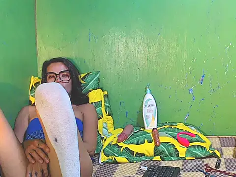 DirtyFistingBarbie Pertunjukan Webcam