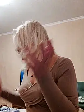 Show modela MiraStar984 na web-kameri