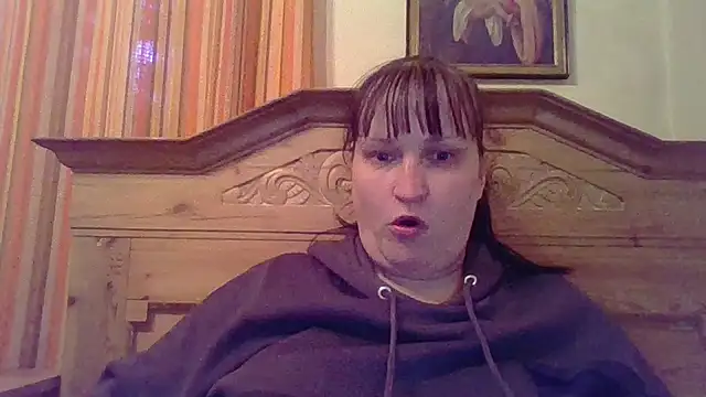 Show modela _squirty_cum_lady_ na web-kameri