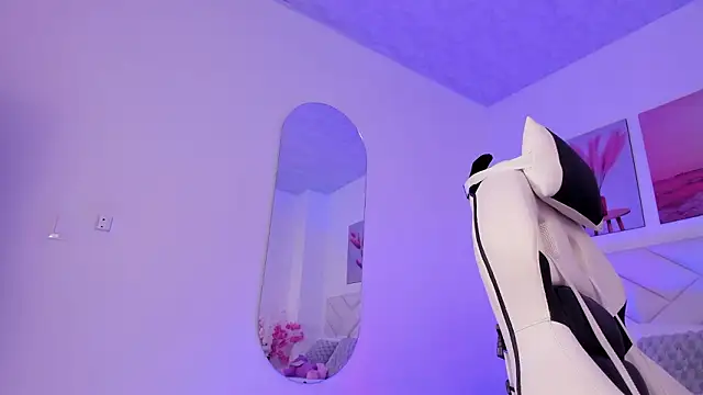 Brianna_bigboobs – Naživo XXX chat