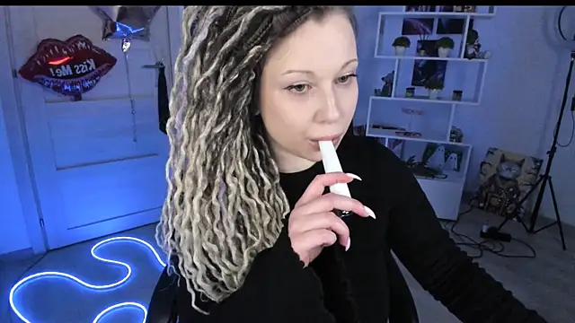 Chat +18 de HoneySallyMoore ao vivo