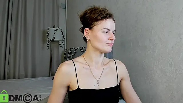 Wanda_Gomez 现场XXX聊天