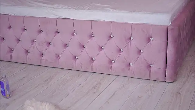 CrisstyBlair Show in webcam